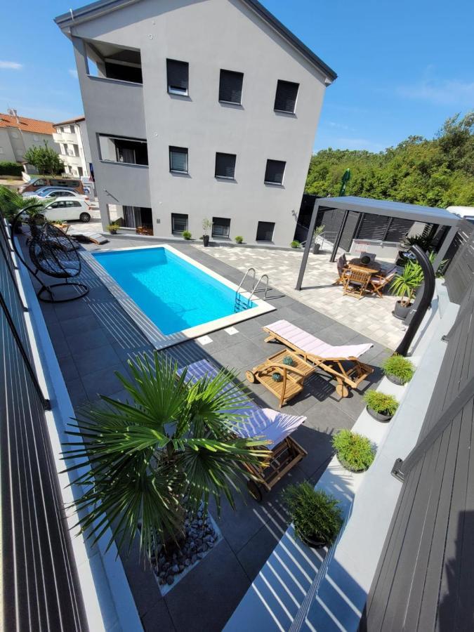 Apartment Lo&Ti Čižići Bagian luar foto